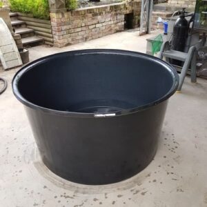 TITAN ROUND 800 litre 1280 x 730mm fish pond